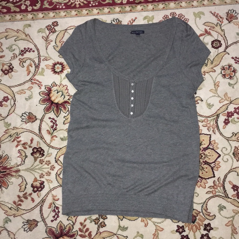American Eagle Grey Top Size Large